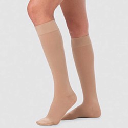 Chaussette de contention femme classe 2 modèle idéal JOBST - Toulouse Santé