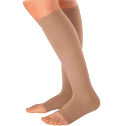 Chaussettes de contention Femme Soft classe 1 par Juzo - Coloris Chair - Pieds ouverts