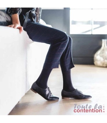 Chaussettes de contention Femme Styles Opaque classe 2 par Sigvaris - Coloris Noir - Photo