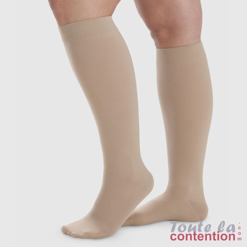 Chaussettes de contention Femme Dynamic classe 2 par Juzo - Coloris Chair