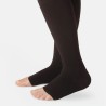 Bas de contention mixte Dynamic classe 4 par Juzo - Coloris Noir avec pieds ouverts
