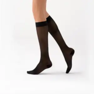 Chaussettes de contention femme Dynaven transparent en classe 2