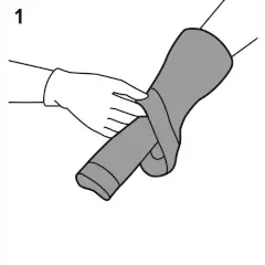 Enfilage du manchon de compression Juzo ScarPrime Light - Etape 1